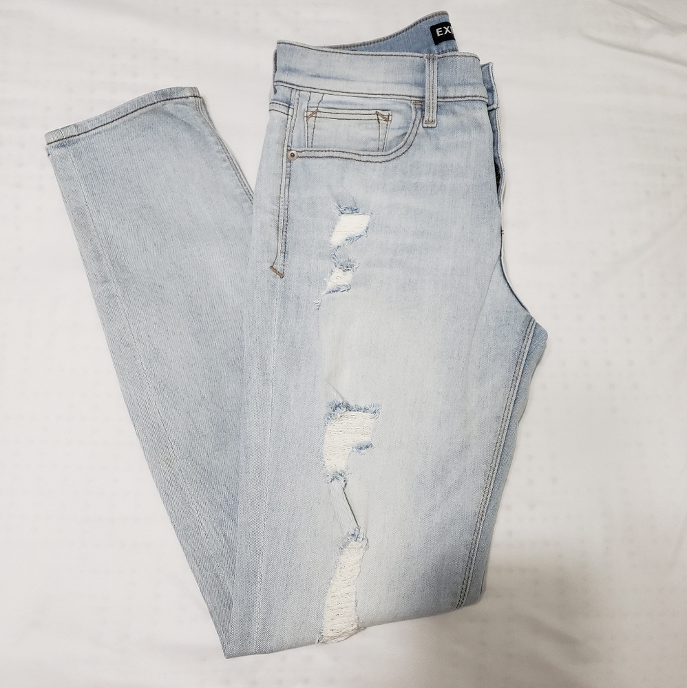 Express Light Wash Ripped Jeans (6)